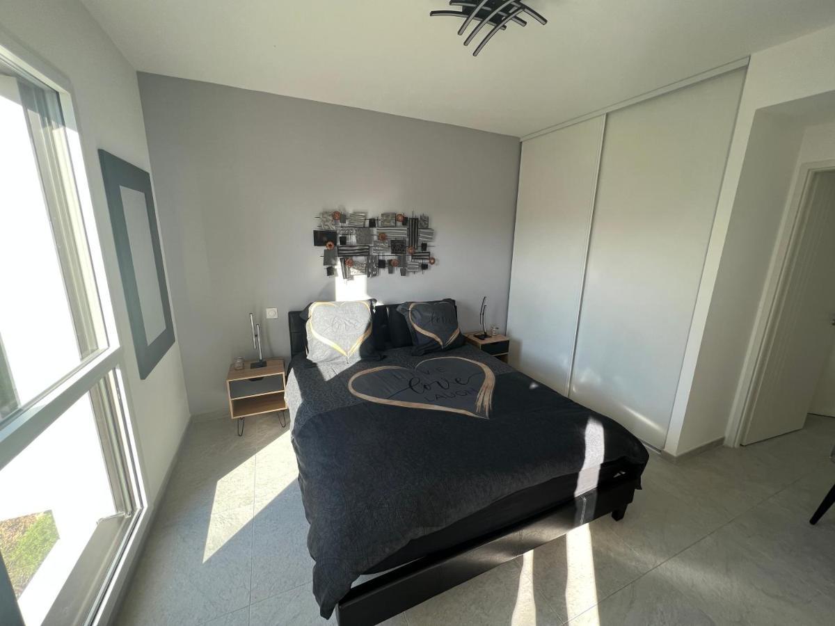 Superbe Appartement Neuf Aucalme Saint-Mandrier-sur-Mer Eksteriør bilde